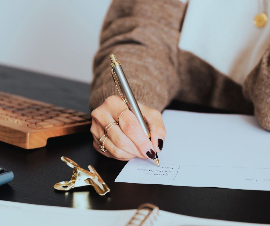 Photo by Karolina Grabowska: Commercial office lady taking notes https://www.pexels.com/photo/crop-elegant-business-lady-taking-notes-while-sitting-at-desk-4491492/